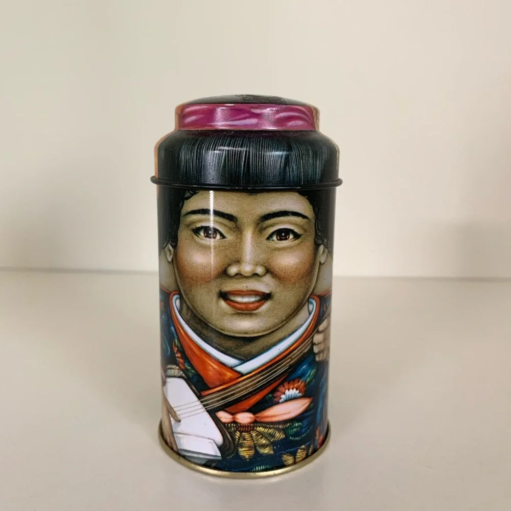 Vintage 60’s tin made in England